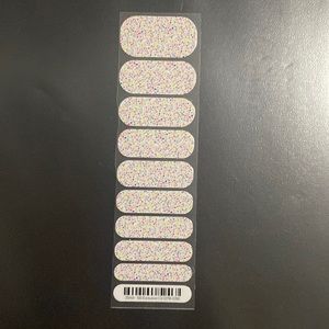 ✨5 for $20✨ Jamberry Stylebox Exclusive half sheet